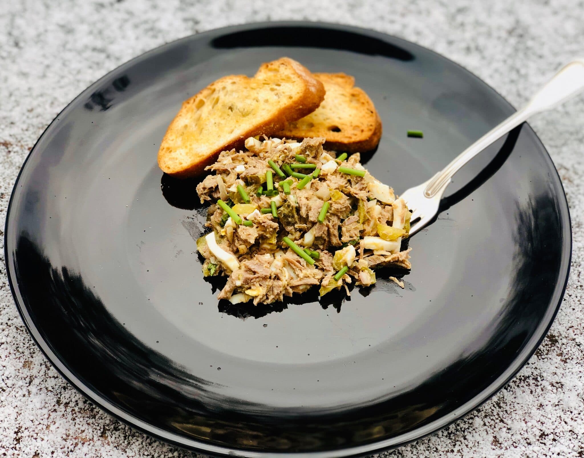 Rindfleischsalat aus Tafelspitz » köstlicher Fleischsalat ohne Mayonnaise!